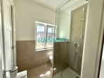 Badezimmer - Kernsanierte 3-Zimmer Altbauwohnung mit Charmé!