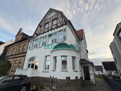 Kernsanierte 3-Zimmer Altbauwohnung mit Charmé!, 53474 Bad Neuenahr-Ahrweiler / Ahrweiler, Etagenwohnung