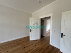 Diele mit Stellmögichkeiten - Kernsanierte 3-Zimmer Altbauwohnung mit Charmé!