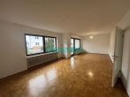 Wohn- und Esszimmer - Großzügige 3-Zimmer Wohnung in ruhiger Lage!