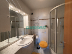 Badezimmer - Kapitalanlage: Langfristig vermietete 2-Zimmer Wohnung in guter Lage