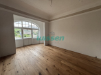 Große Räumlichkeiten - Erstbezug nach Sanierung! Dieser schöne Altbau wartet auf Ihr Gewerbe!