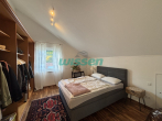 Schlafzimmer 2 - Schönes Einfamilienhaus mit herrlichem Garten – Zentrumsnah und ruhig!
