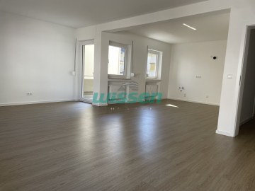 Großzügige 2-Zimmer Wohnung im Zentrum – mit Garage!, 53474 Bad Neuenahr-Ahrweiler, Erdgeschosswohnung